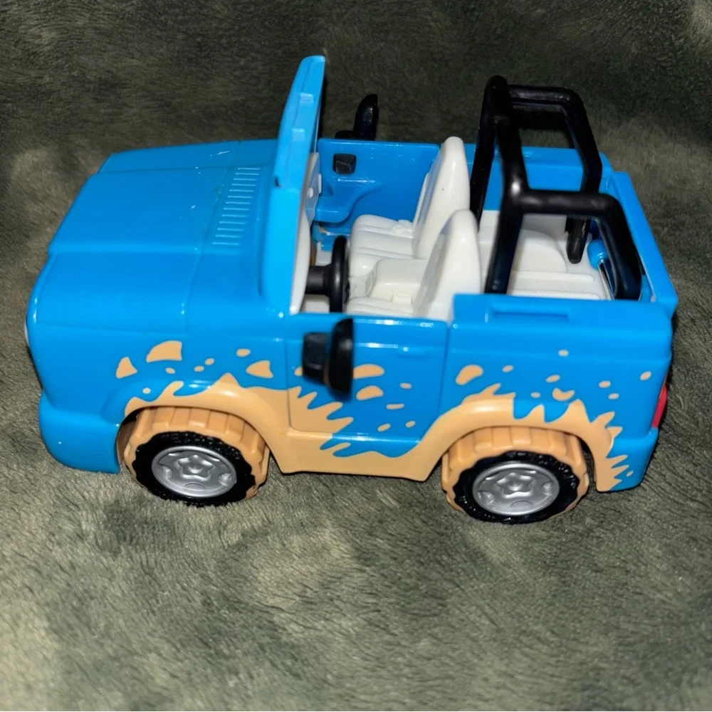 Vintage Chevron Cars Rudy Ragtop #15 & Frankie 4-Wheeler #24 Toy Vehicle Lot